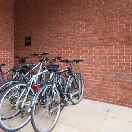 Aparthotel Ensuite Rooms For Students, Manchester - Sk
