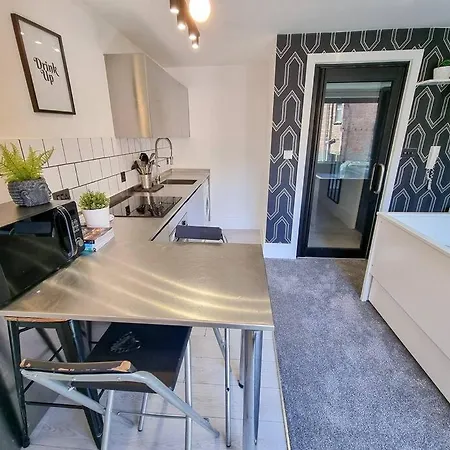 Апартаменты Super 1 Bedroom In The Heart Of Mcr *