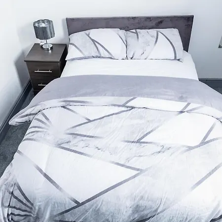 Aparthotel Empress House *