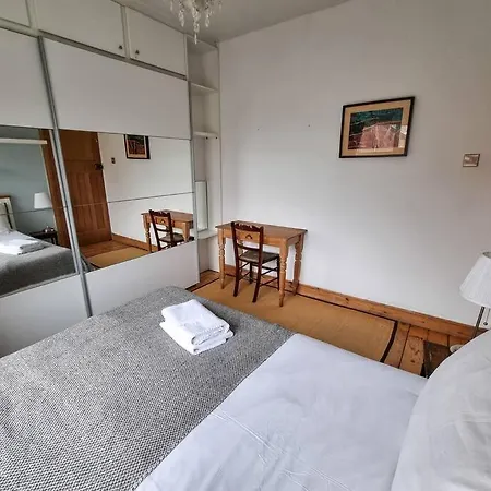 3-bedroom House In Chorlton Full Of Character Сasa de vacaciones *