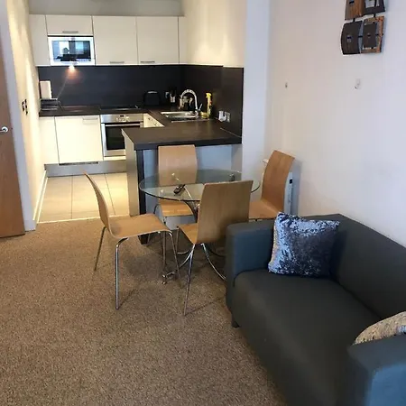 아파트 Lovely Serviced 2min 2 City Center 맨체스터