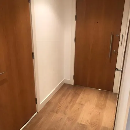 Lovely Serviced 2min 2 City Center