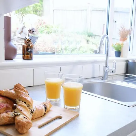 別荘 Bee - Caldecott House