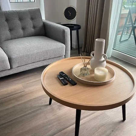 Апартаменты Luxury 1 Bed, King Bed, Balcony *