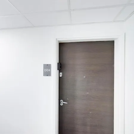 Sleek And Modern 2bd 2bath In The Heart Of Salford *