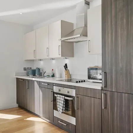 아파트 Salford Central - Luxury By Mgroupsa