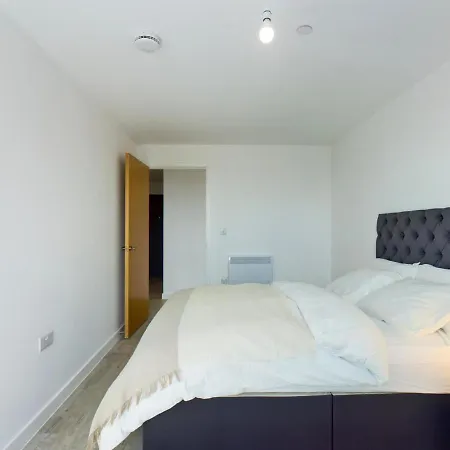 Lejlighed Superb 2bd In Salford With A View *
