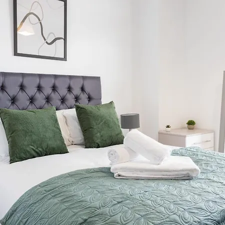 Modern And Stylish Studio In Manchester