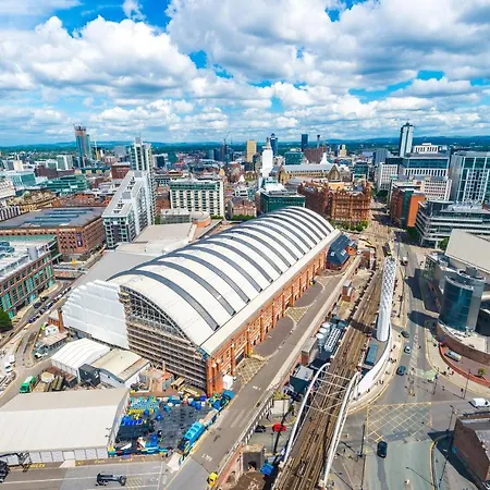 Hilltop Serviced - Deansgate דירה