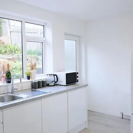 別荘 Bee - Caldecott House *