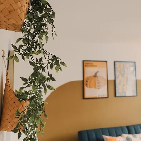 Bee - Caldecott House 別荘 *