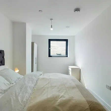 Lejlighed Superb 2bd In Salford With A View *