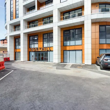 Sleek And Modern 2bd 2bath In The Heart Of Salford * Manchester