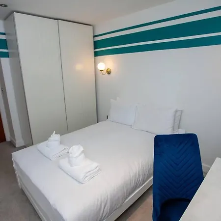 Апартаменты From - Centre Staycation