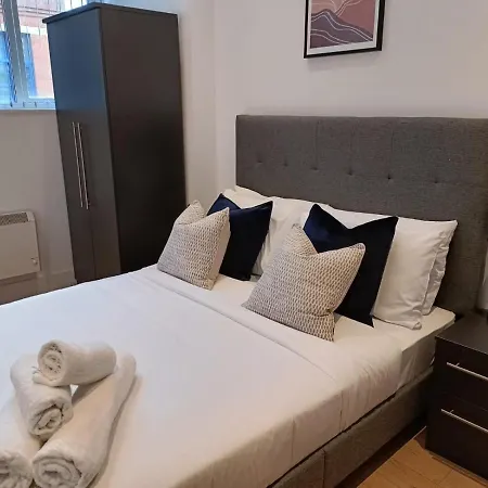 Stunning Mill Near To City Centre And Etihad Stadium! Манчестер