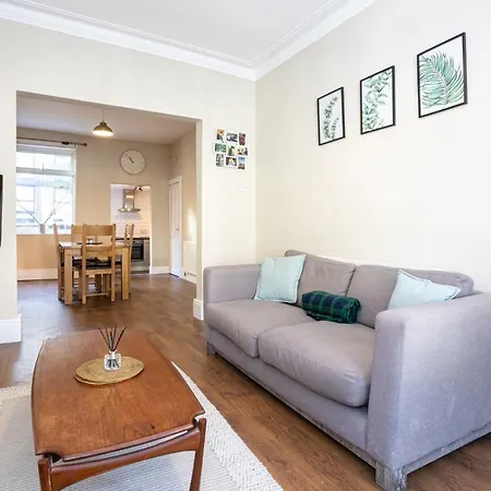 Amazing 2 Bedroom House In Salford Lejlighed *