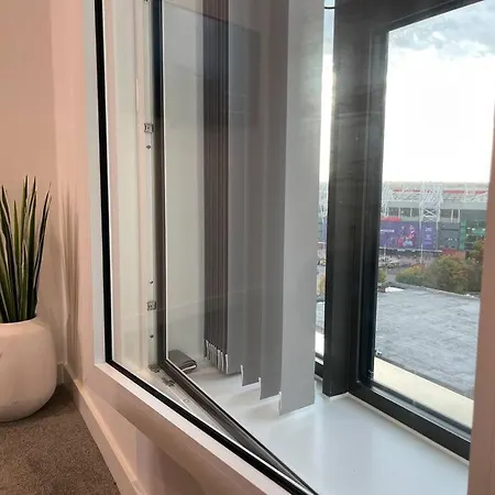 Lejlighed Cosy, Lovely Next To Old Trafford! *