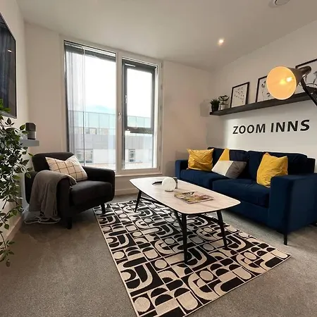 Cosy, Lovely Next To Old Trafford! Manchester