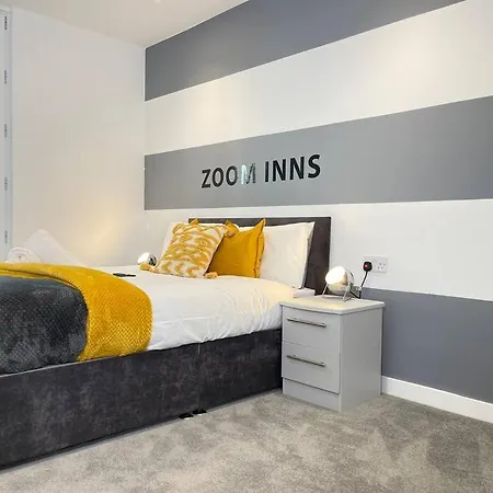 דירה Cosy, Lovely Next To Old Trafford!