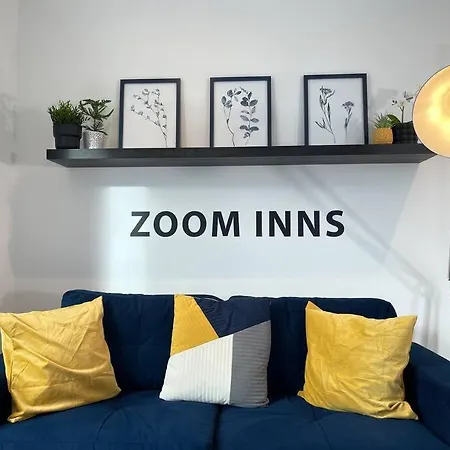 Cosy, Lovely Next To Old Trafford!