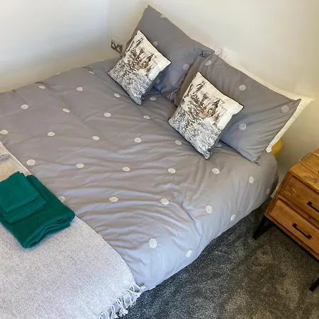 City Centre - Longer And Save *