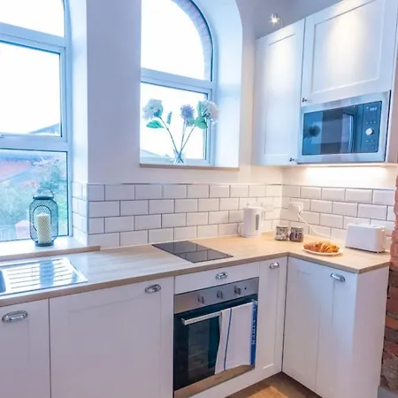 Pillo Serviced - Salford Manchester