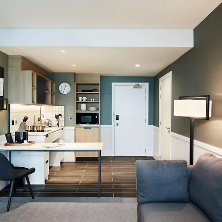 Hyatt House Ξενοδοχείο με διαμερίσματα 4*