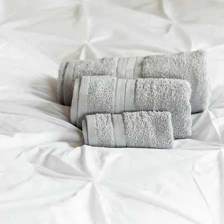 Beautiful 'mayfield' With Private Pool! Holiday home *