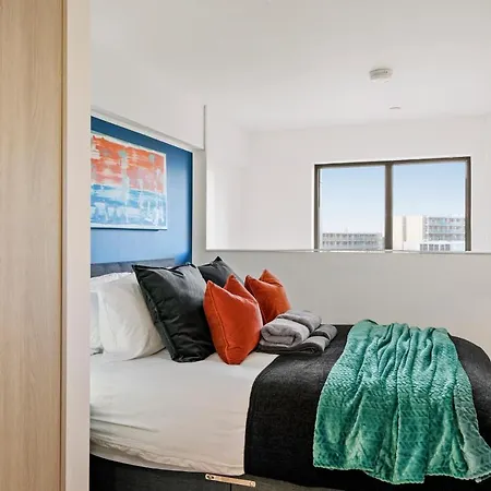 Skygardens-beautiful Duplex Apartment Manchester