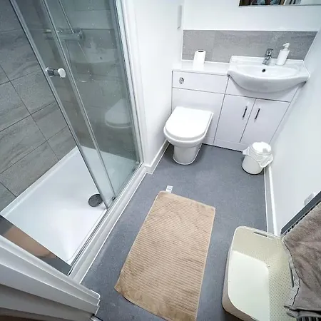 Private Lux Centre In Манчестер