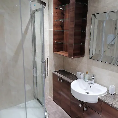 Holiday home Large House With 3 Bedrooms House, 5 Guests Near City/manu Stadiums *