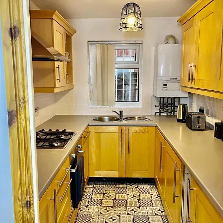 Beautiful 2bed Apartment! Panacea Stays Apartment