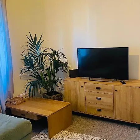 Private In A 2 Bedroom Manchester