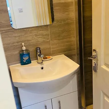 Private In A 2 Bedroom Pansiyon