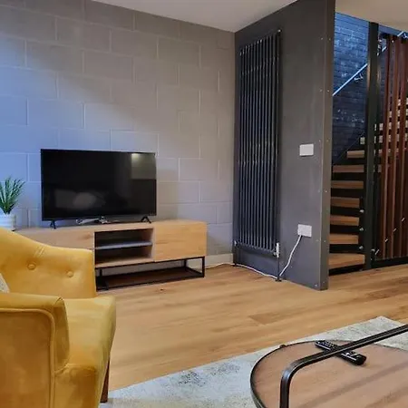 Holiday home The Best Urban Style Town House In Gay Village M1!