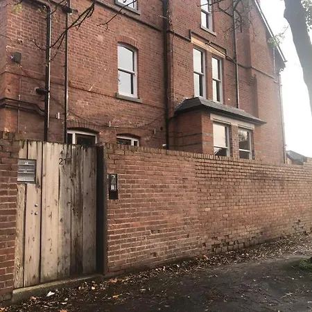 Apartment 3 Bath Contemporary Victorian Near Attractions *