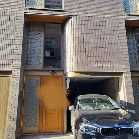 The Best Urban Style Town House In Gay Village M1! *