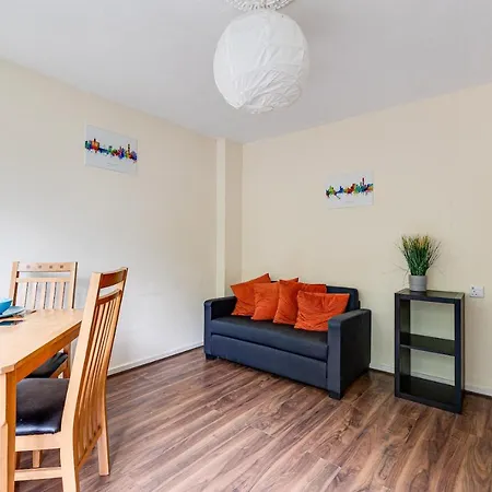 Convenient 1bed Apt Close To Transport Links 아파트 맨체스터