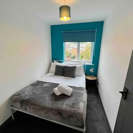 Semesterbostad 3 Bedroom House With Parking