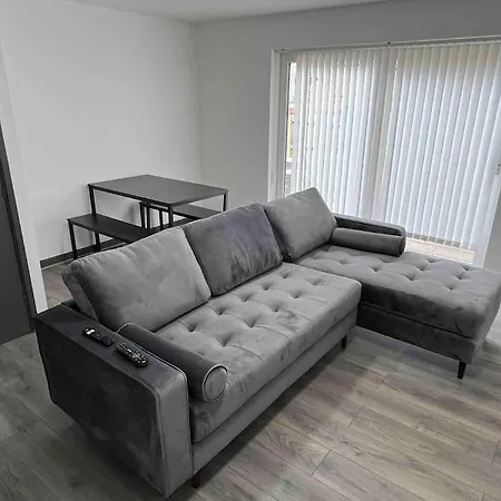 3 Bedroom House With Parking