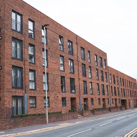 Centre 2-bed - New - Free Wi-fi - Daire