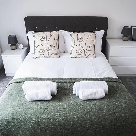 Centre 2-bed - New - Free Wi-fi - Μάντσεστερ