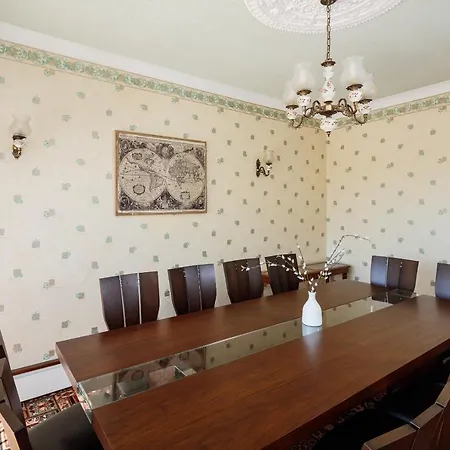 Villa Beautiful 'mayfield' With Private Pool! *