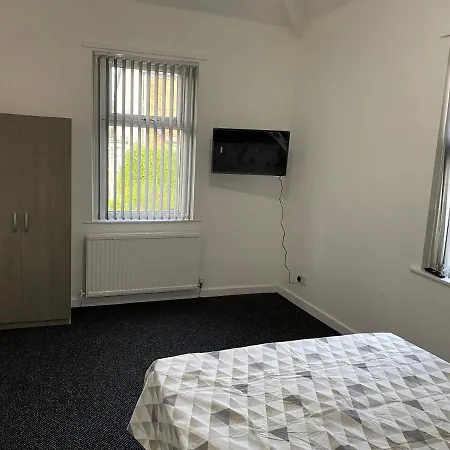 Double Bedroom In M19, Rm2 1 Double Bed *