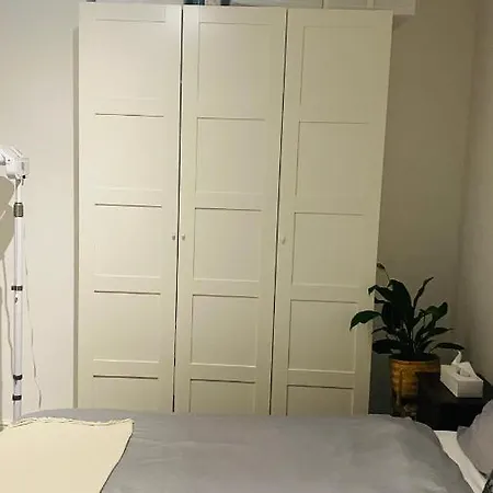 Private In A 2 Bedroom Pansiyon Manchester