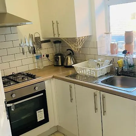 Private In A 2 Bedroom