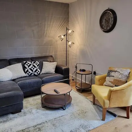 Holiday home The Best Urban Style Town House In Gay Village M1! *