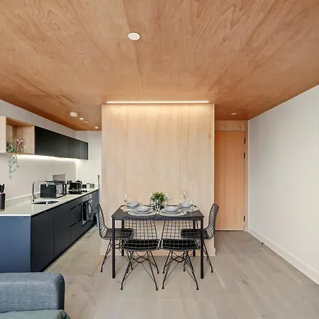 Skygardens-charming Central Duplex Апартаменты