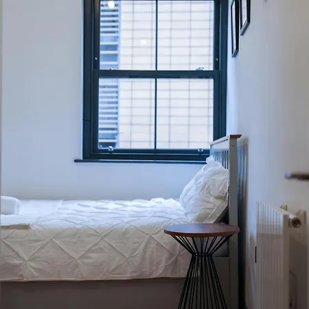 Apartment Cosy And Elegant Town House