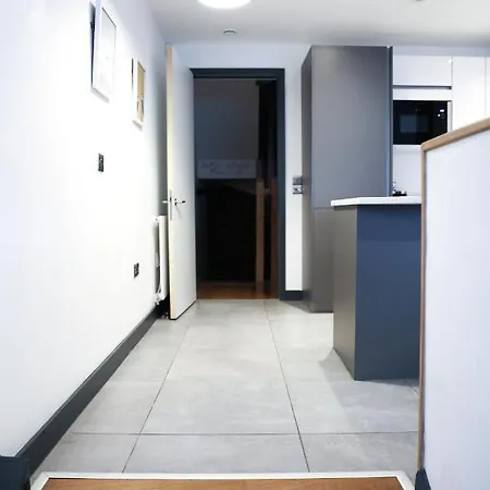 Cosy And Elegant Town House Manchester